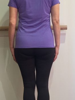 ダイエットを始める前のクライアントの女性、ヒップが大きい